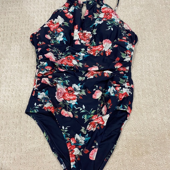 Swim - Picture 1 of 2